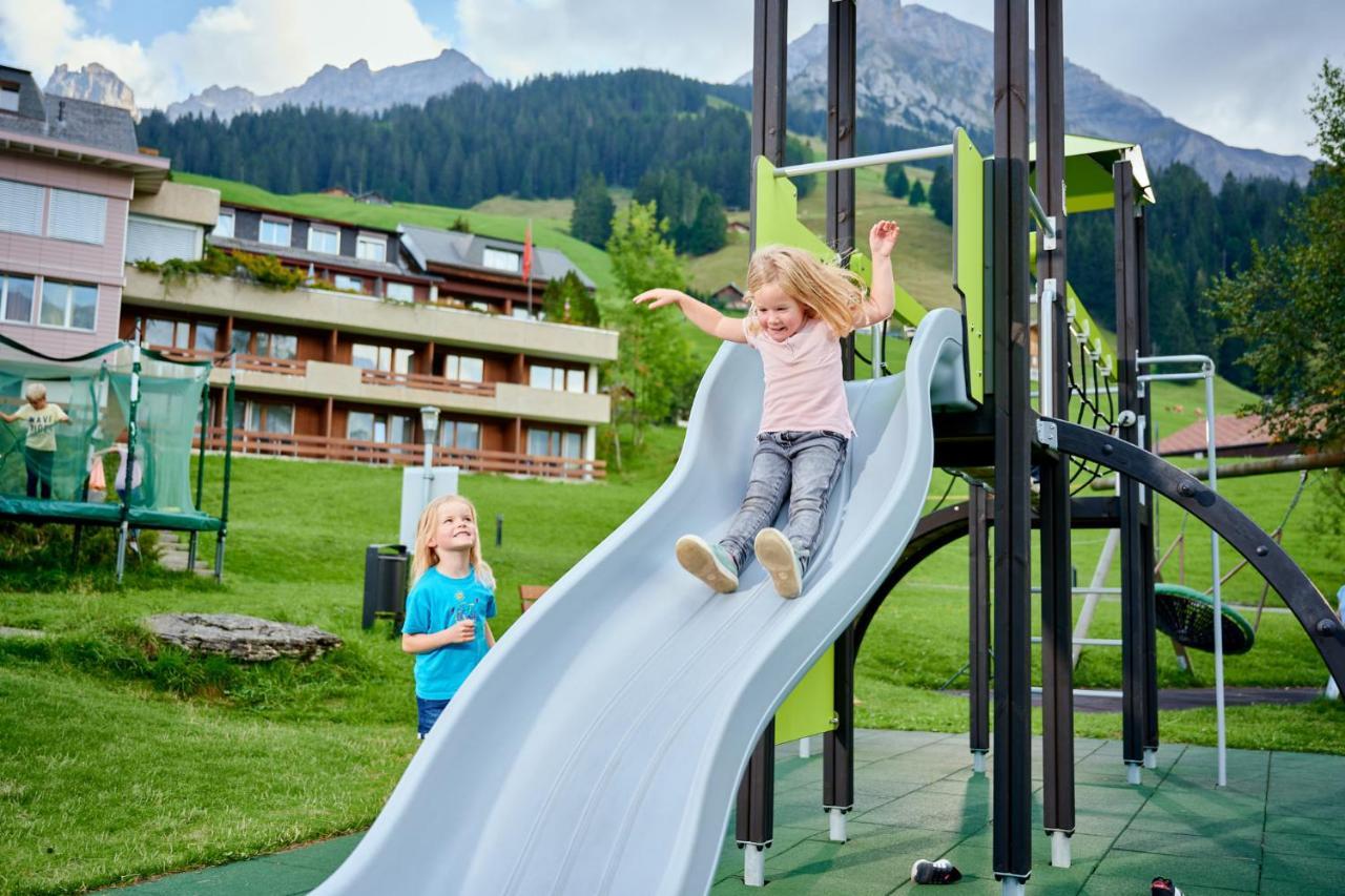 Ferien- Und Familienhotel Alpina Adelboden Exterior foto